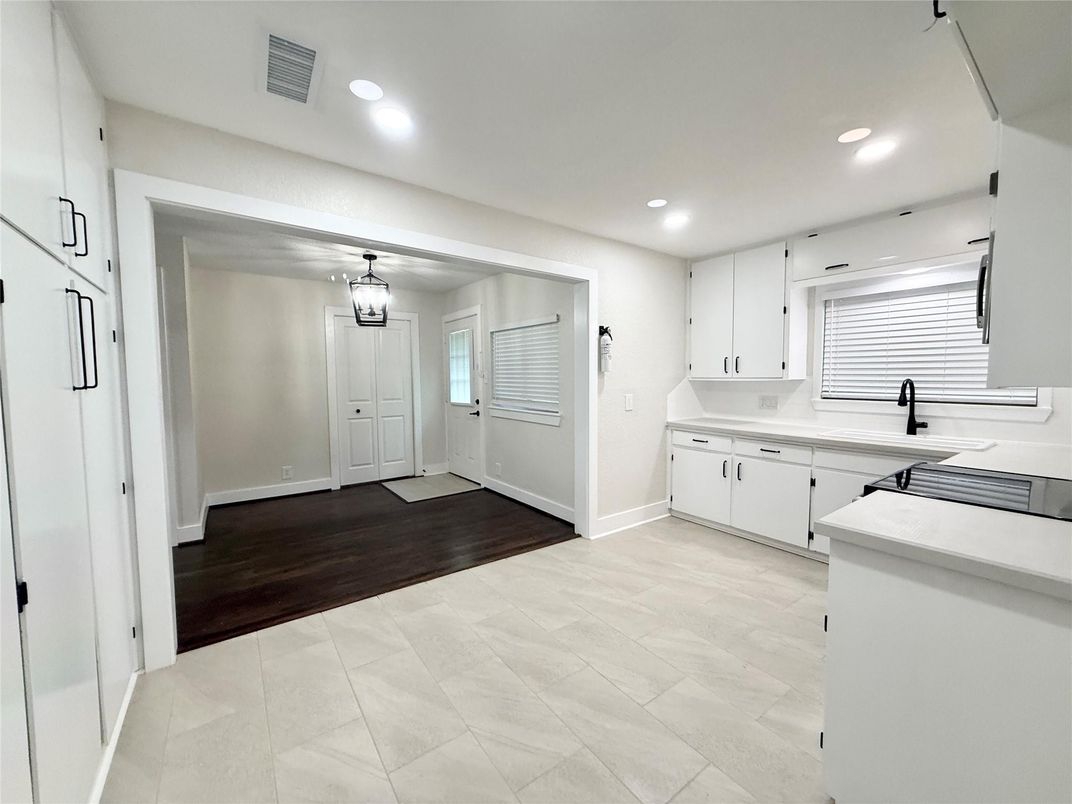 Chandelier, Interior, Kitchen, Pendant Lights, Recessed Lighting, Wood Texture Flooring