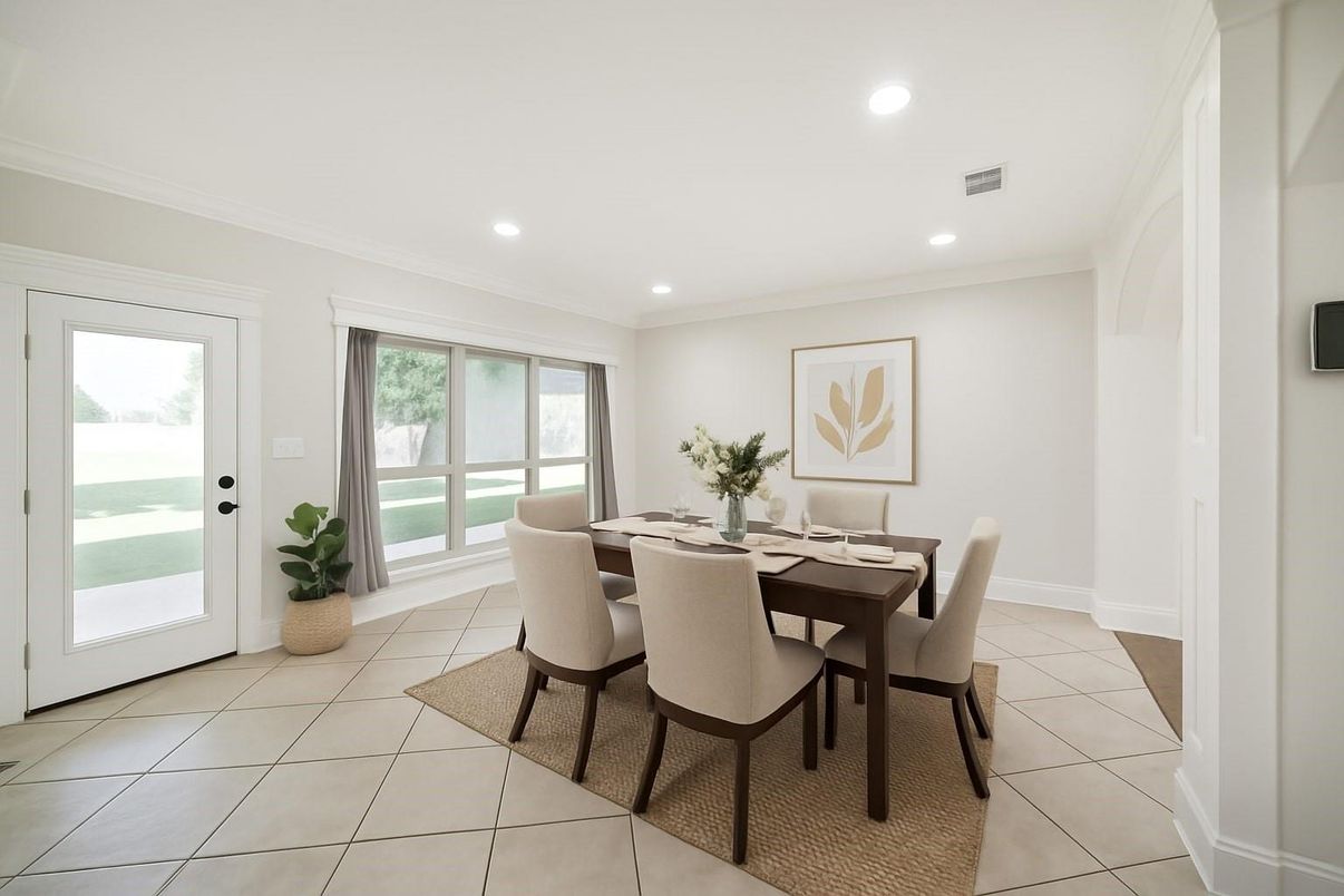Dining room, Interior, Recessed Lighting