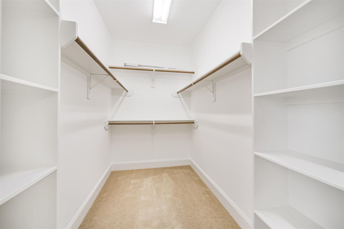 Interior, Walk-in Closets