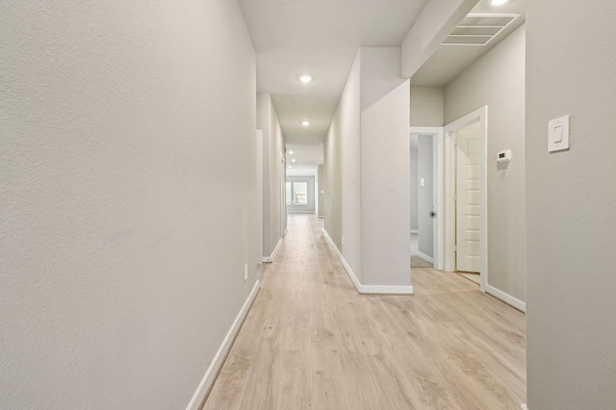 Interior, Recessed Lighting, Wood Texture Flooring