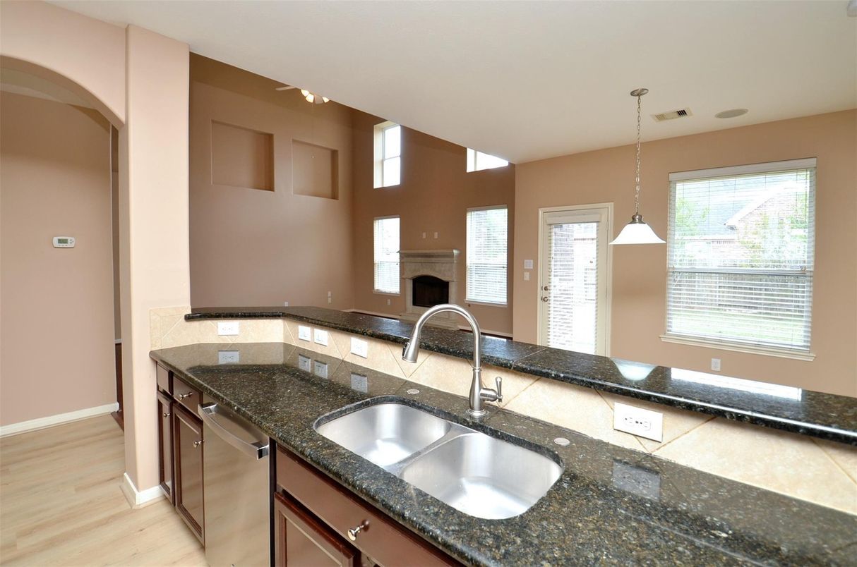 Interior, Kitchen, Pendant Lights, Wood Texture Flooring