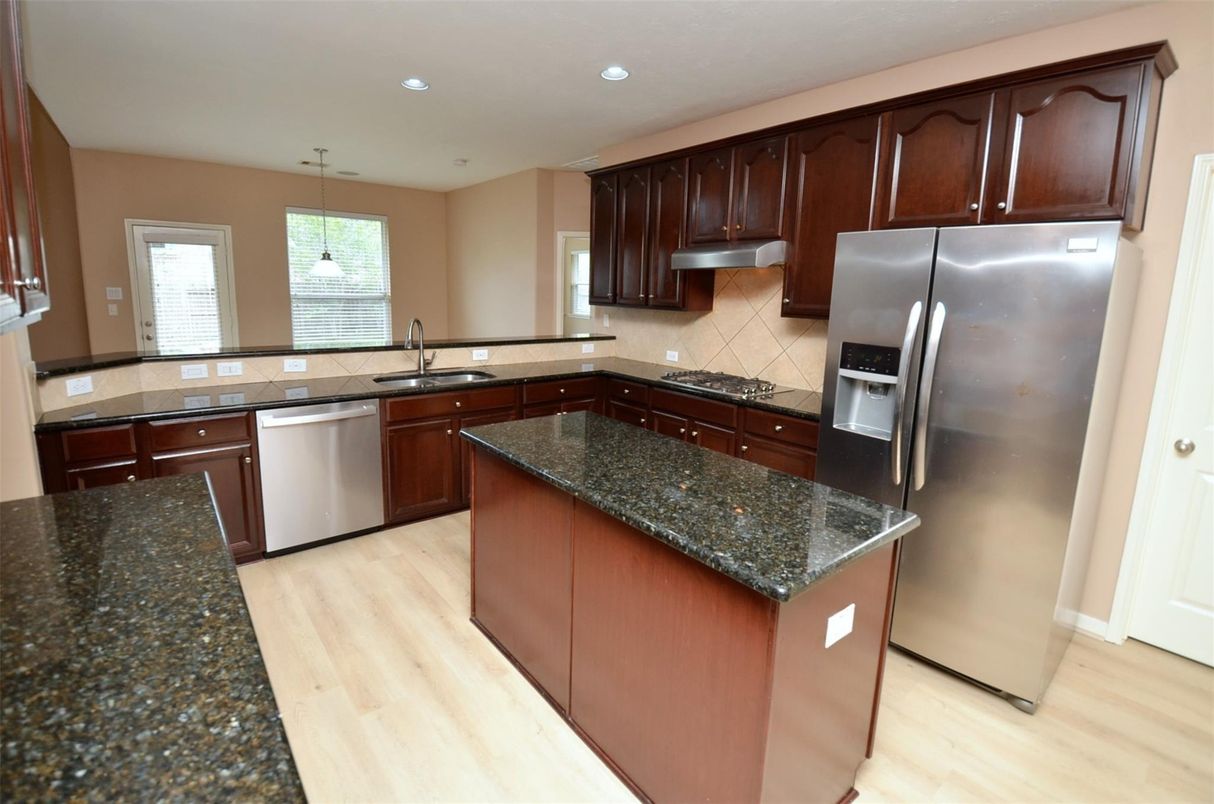 Interior, Kitchen, Pendant Lights, Recessed Lighting, Wood Texture Flooring