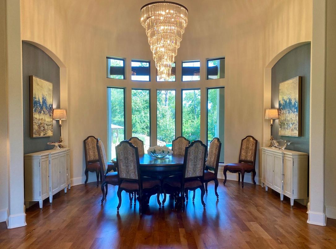 Chandelier, Dining room, Interior, Wood Texture Flooring