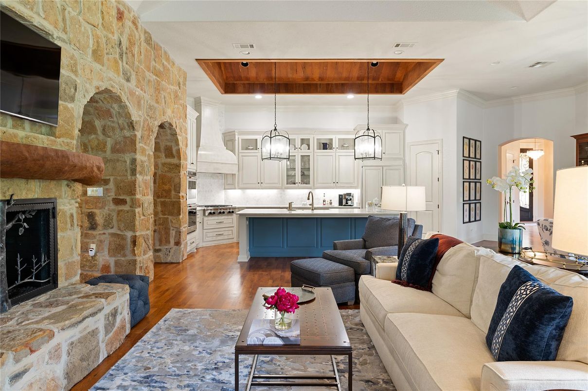 Interior, Kitchen, Living room, Pendant Lights, Recessed Lighting, Stainless Steel Appliances, Stone Walls, Wood Texture Flooring