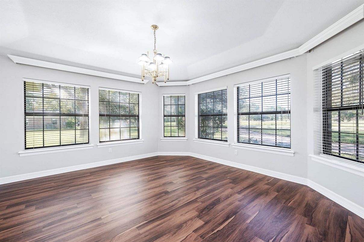 Empty room, Interior, Pendant Lights, Wood Texture Flooring