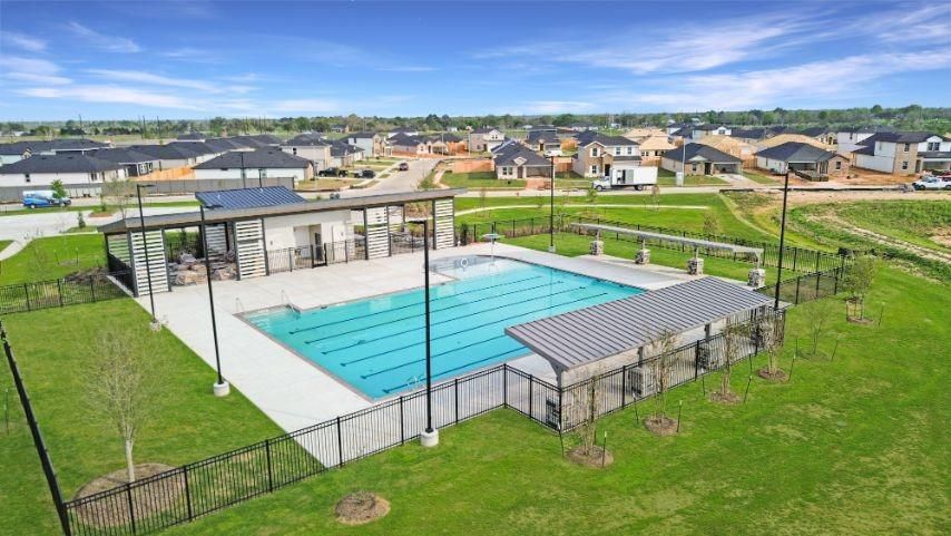 Backyard, Exterior, Pool