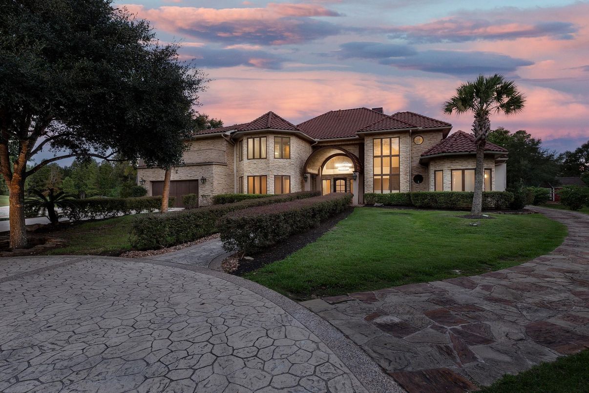Backyard, Exterior, Facade, Mediterranean