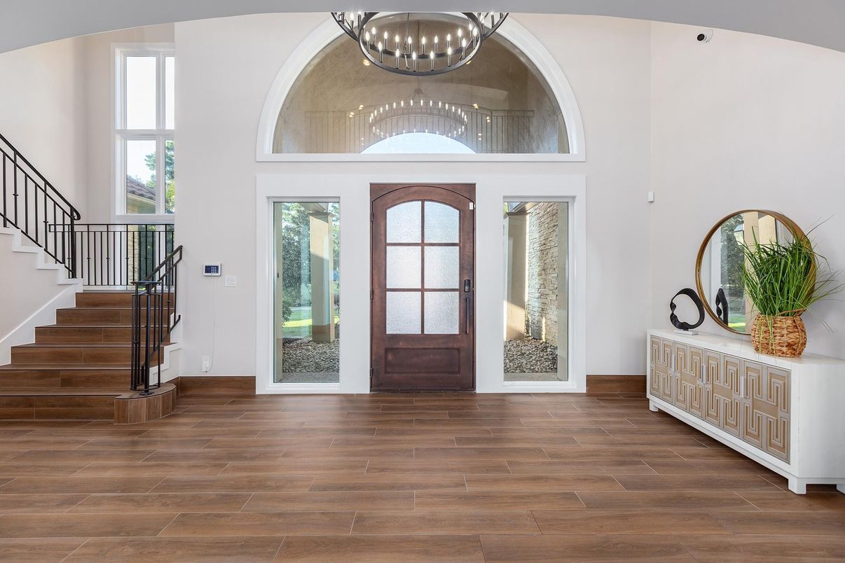 Interior, Pendant Lights, Wood Texture Flooring