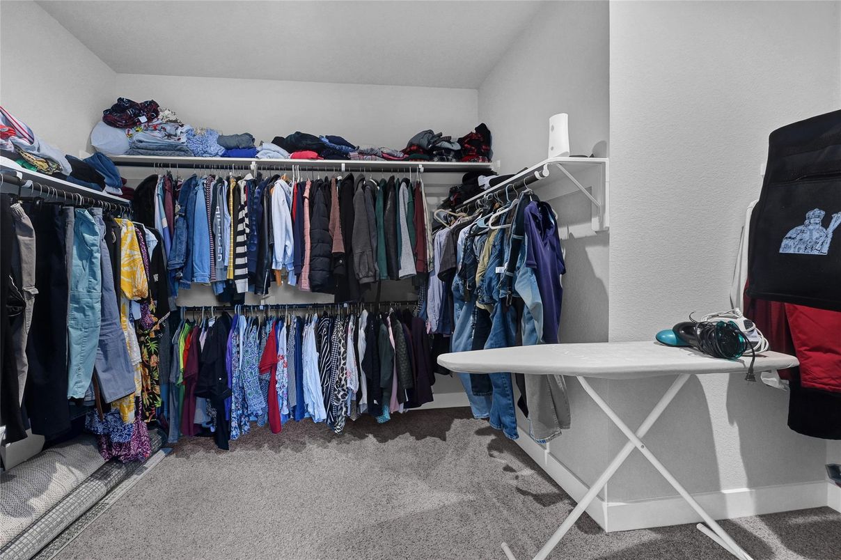 Interior, Walk-in Closets