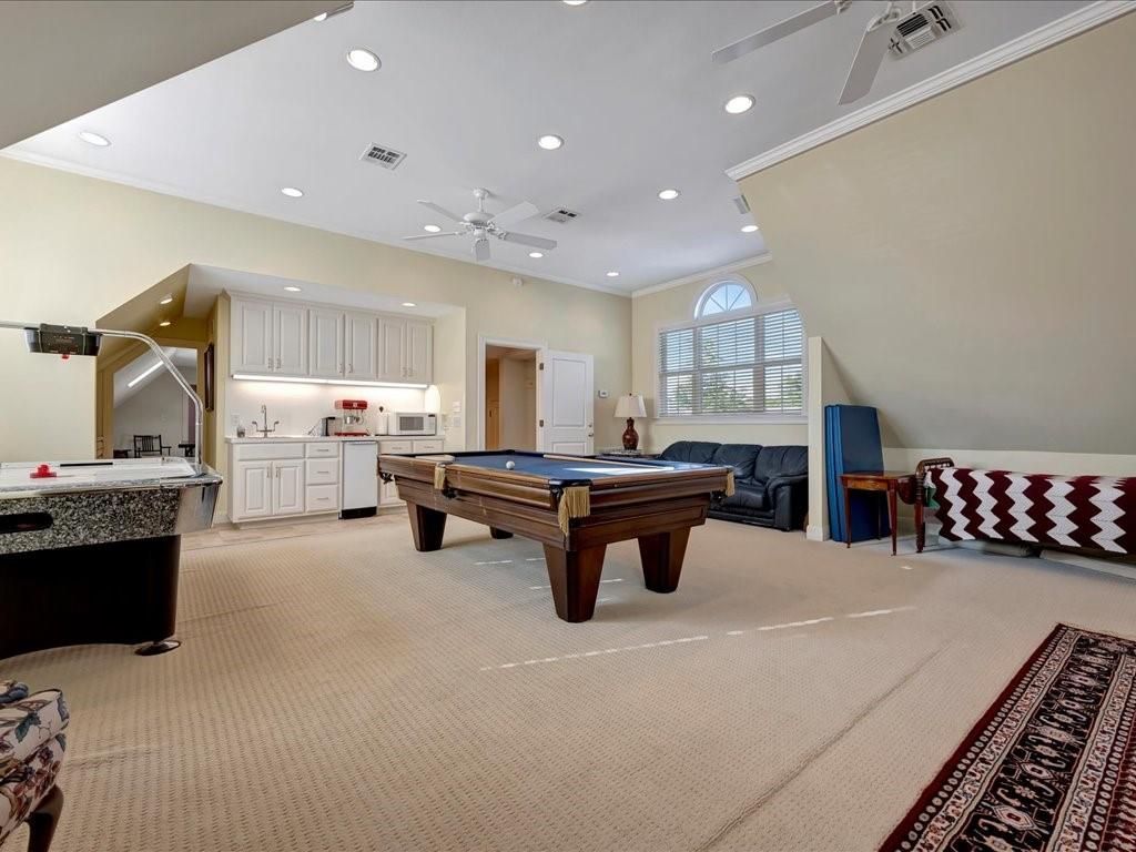 Billiard Table, Game Room, Interior, Recessed Lighting
