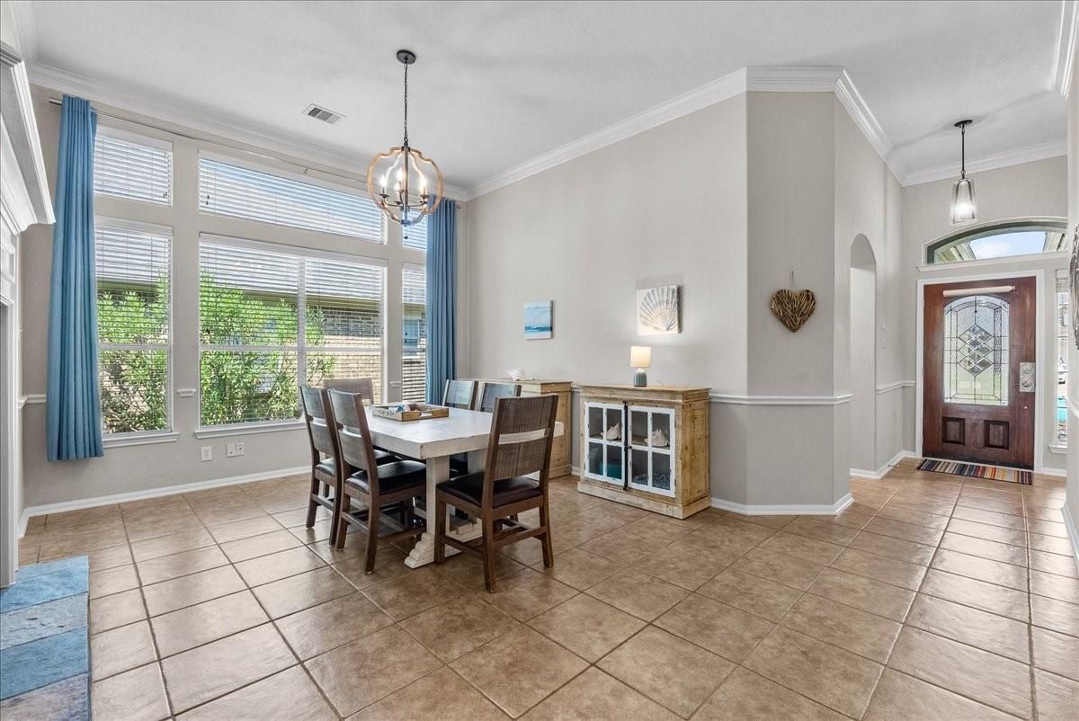 Dining room, Interior, Pendant Lights