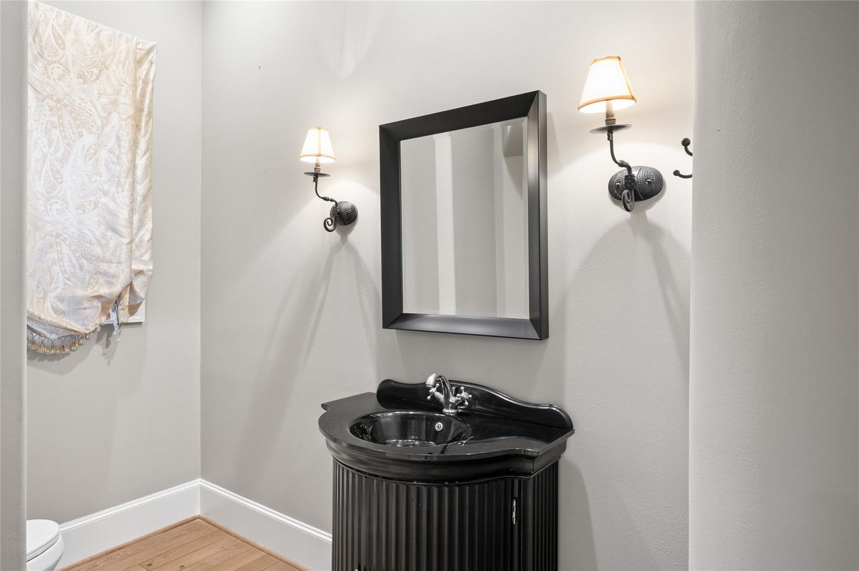 DE Listing image placeholder