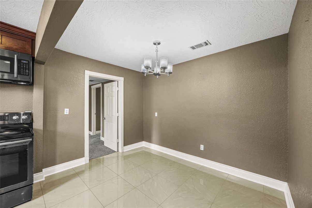 Chandelier, Empty room, Interior