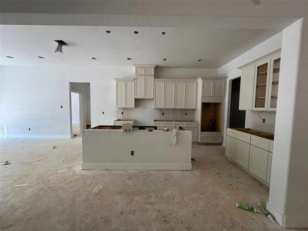 Empty room, Interior, Kitchen, Recessed Lighting