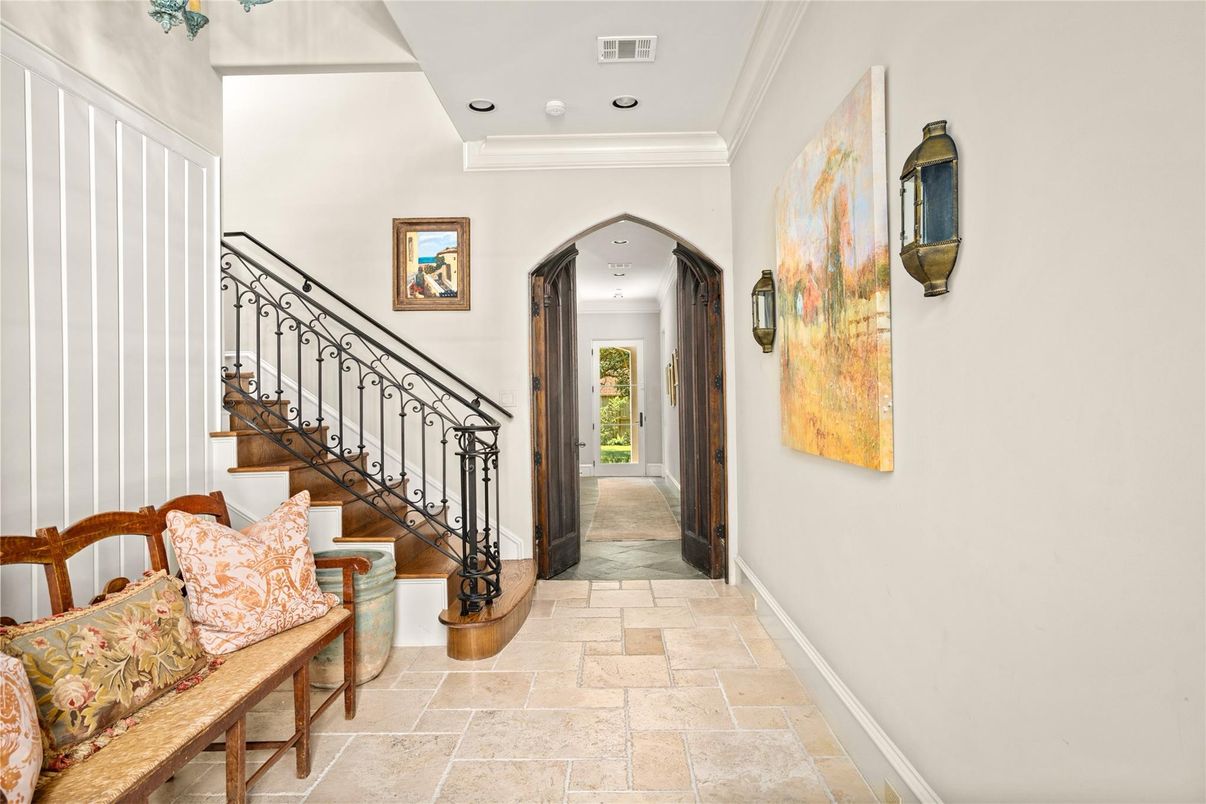 Interior, Recessed Lighting