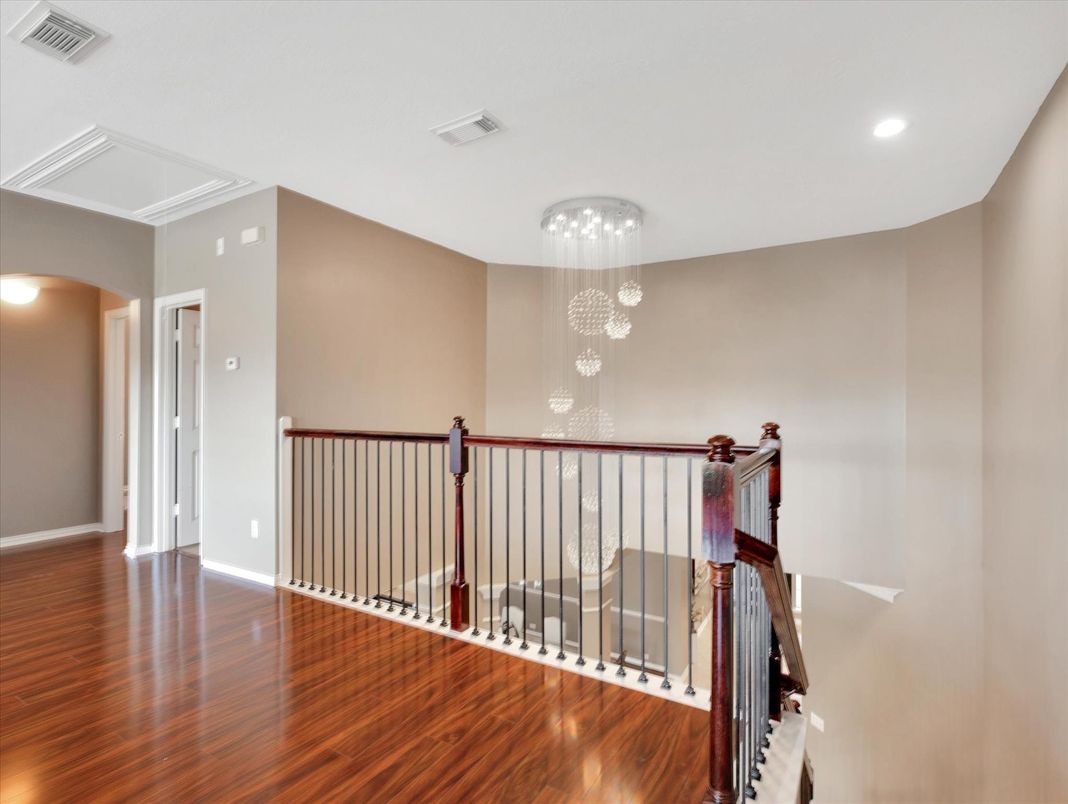 Interior, Pendant Lights, Recessed Lighting, Wood Texture Flooring