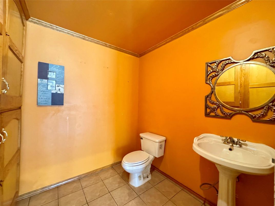 Bathroom, Interior