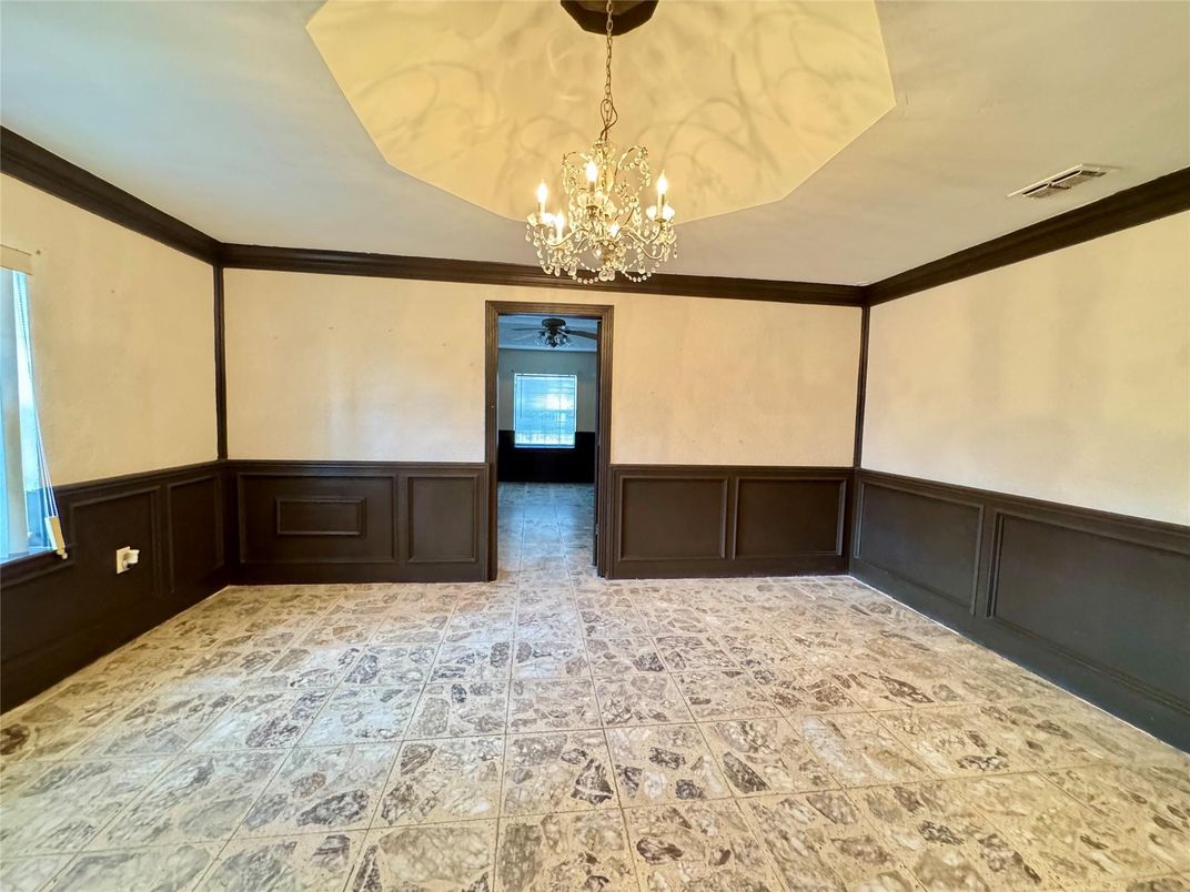 Chandelier, Empty room, Interior