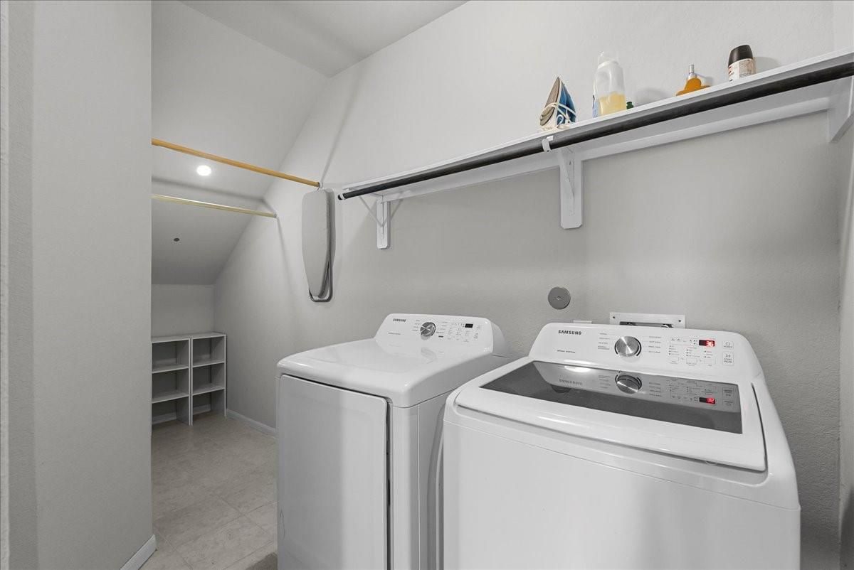 Interior, Washer