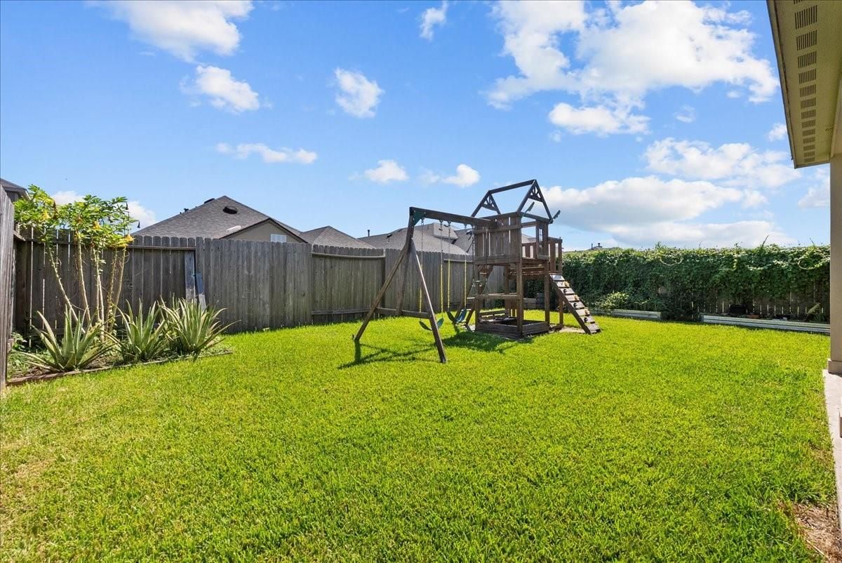 Backyard, Exterior, Playground