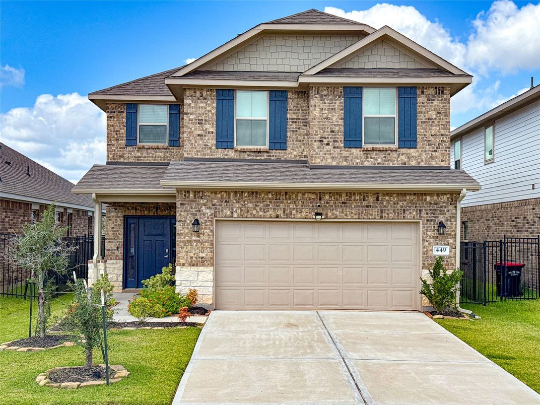 Attached, Exterior, Facade, Brick Facade, Brick Traditional