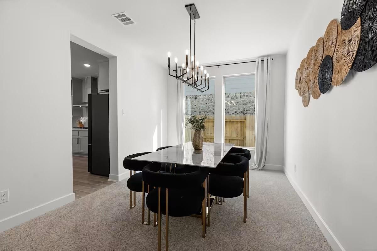Chandelier, Dining room, Interior, Pendant Lights, Recessed Lighting, Wood Texture Flooring