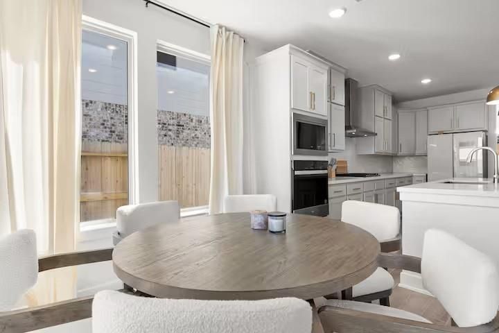 Dining room, Interior, Kitchen, Recessed Lighting