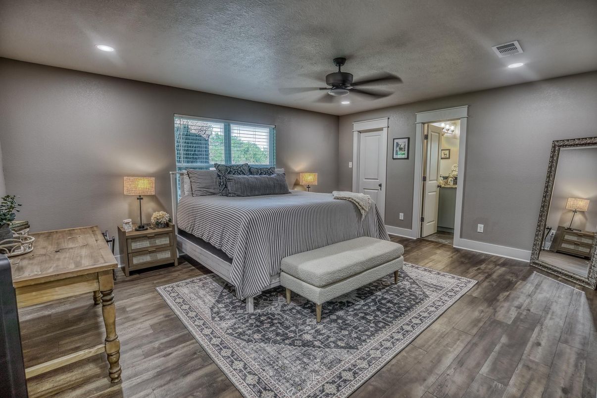 Bedroom, Interior, Recessed Lighting, Wood Texture Flooring