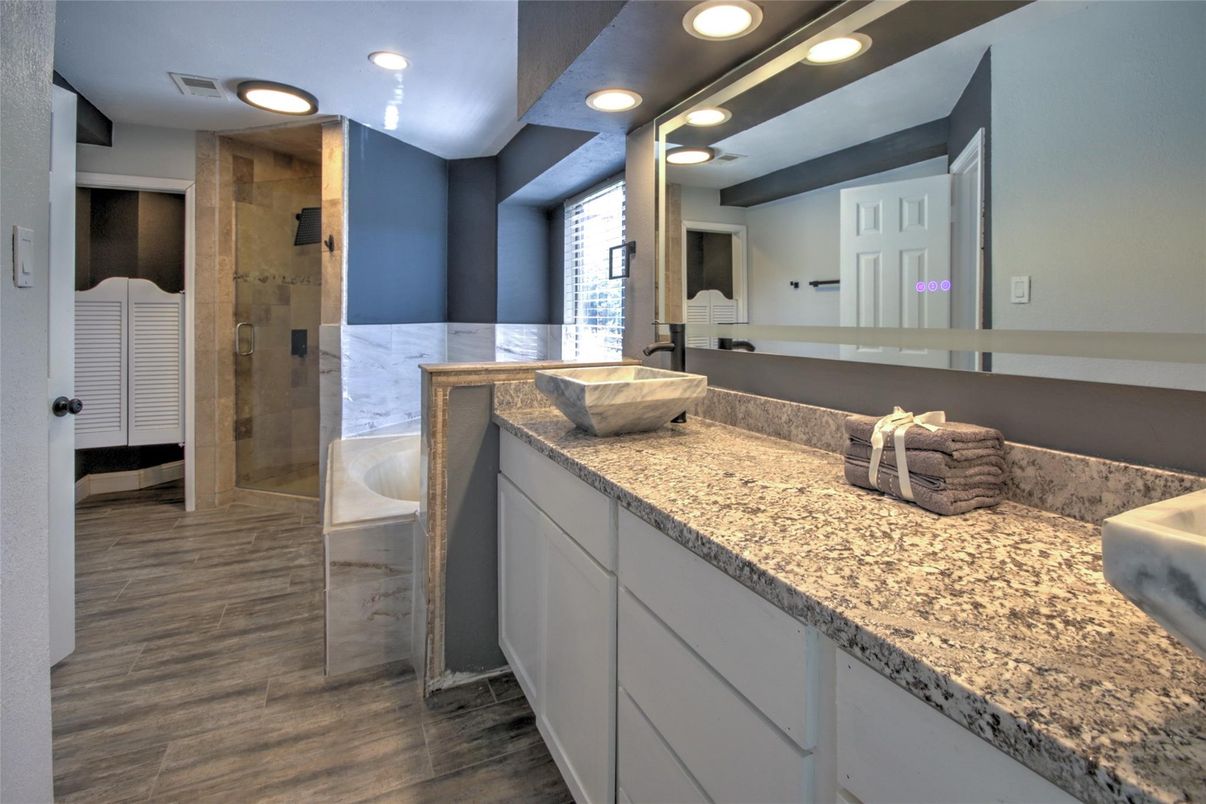 Bathroom, Dual Sink Vanities, Glass Shower, Interior, Recessed Lighting