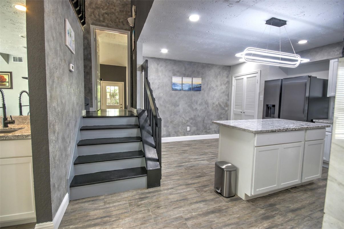 Interior, Kitchen, Pendant Lights, Recessed Lighting, Wood Texture Flooring