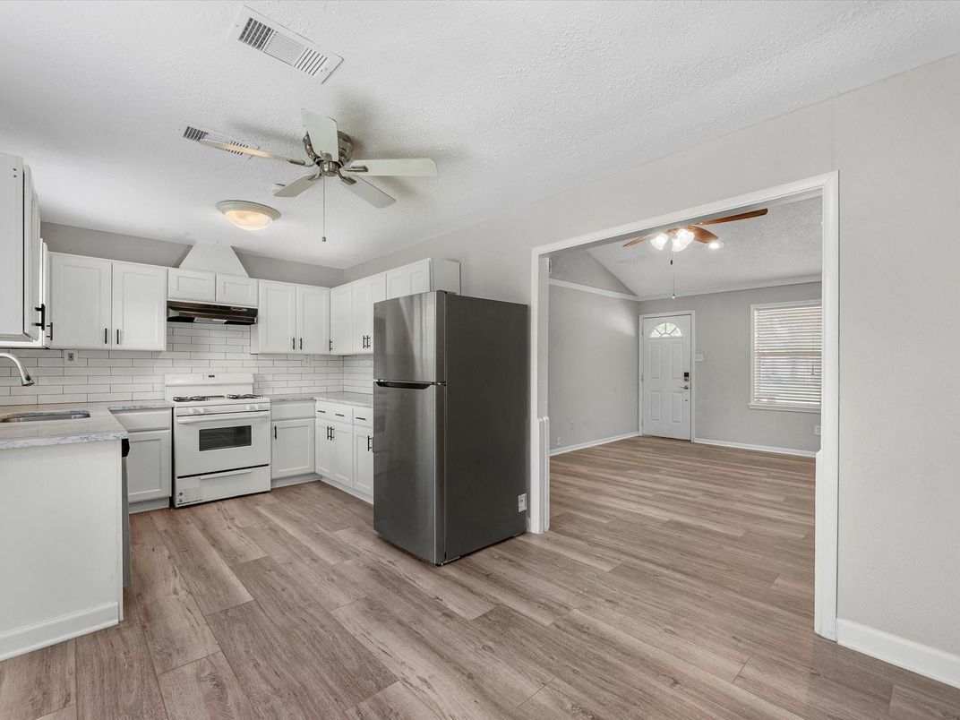 Interior, Kitchen, Stainless Steel Appliances, Wood Texture Flooring