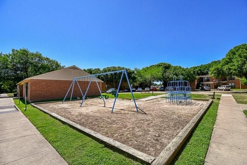 Backyard, Exterior, Playground