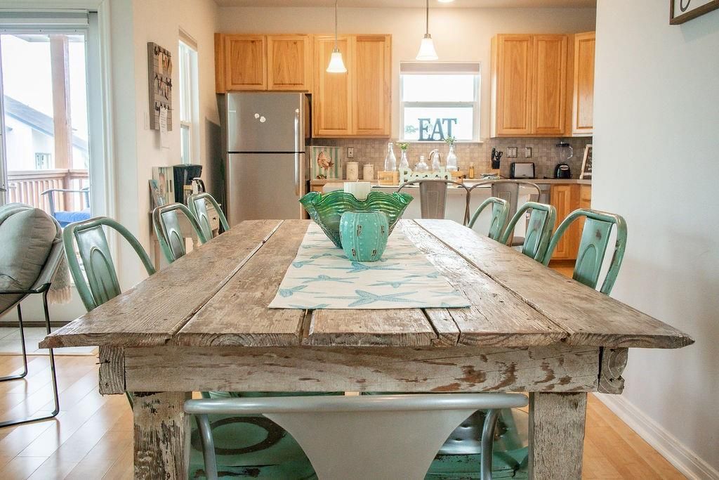 Dining room, Interior, Kitchen, Pendant Lights, Wood Texture Flooring