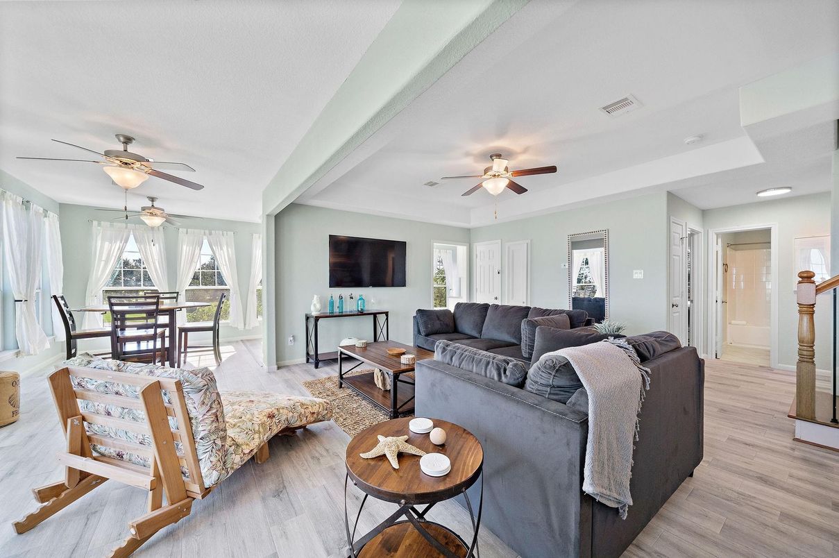 Dining room, Interior, Living room, Recessed Lighting, Wood Texture Flooring
