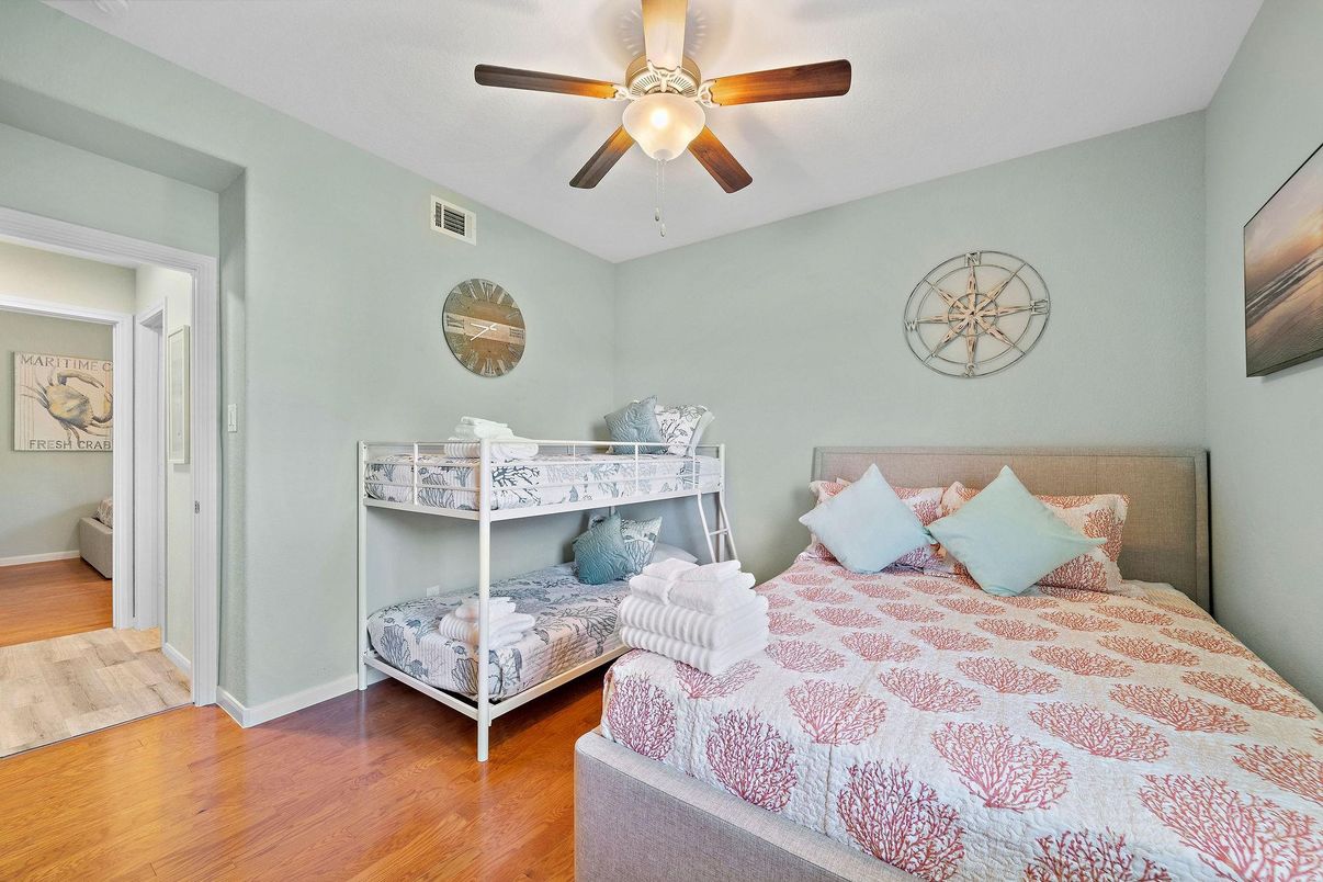 Bedroom, Interior, Wood Texture Flooring