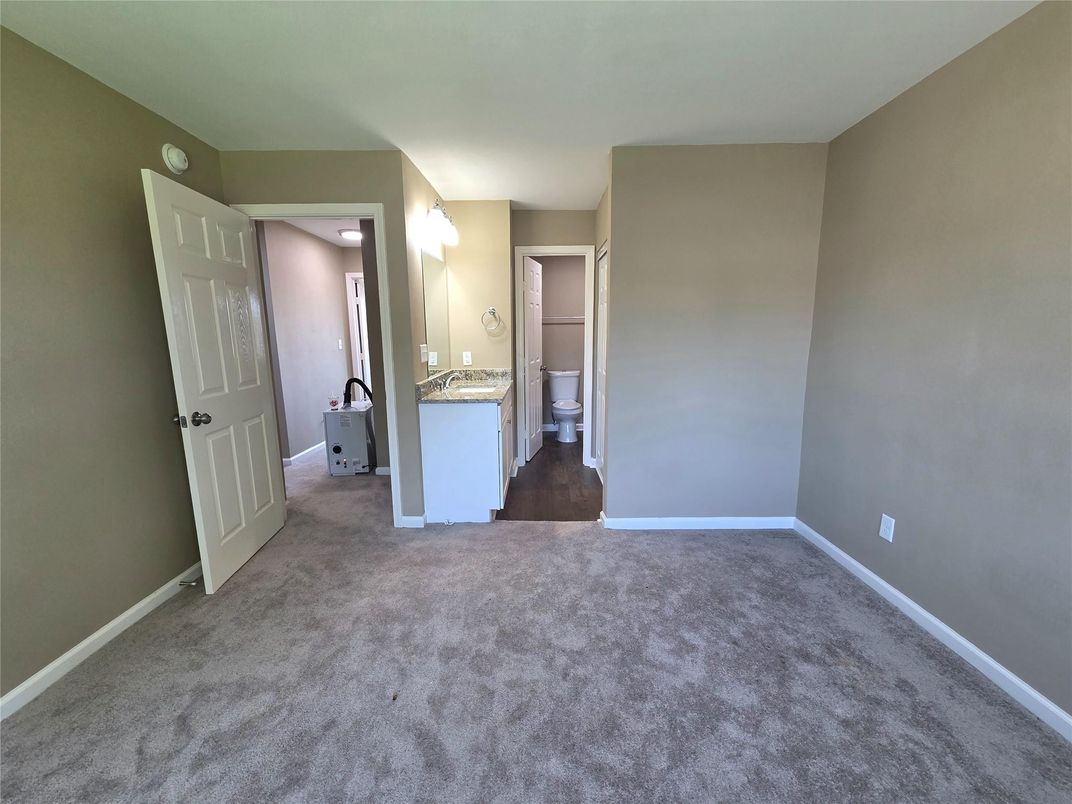 Bathroom, Empty room, Interior