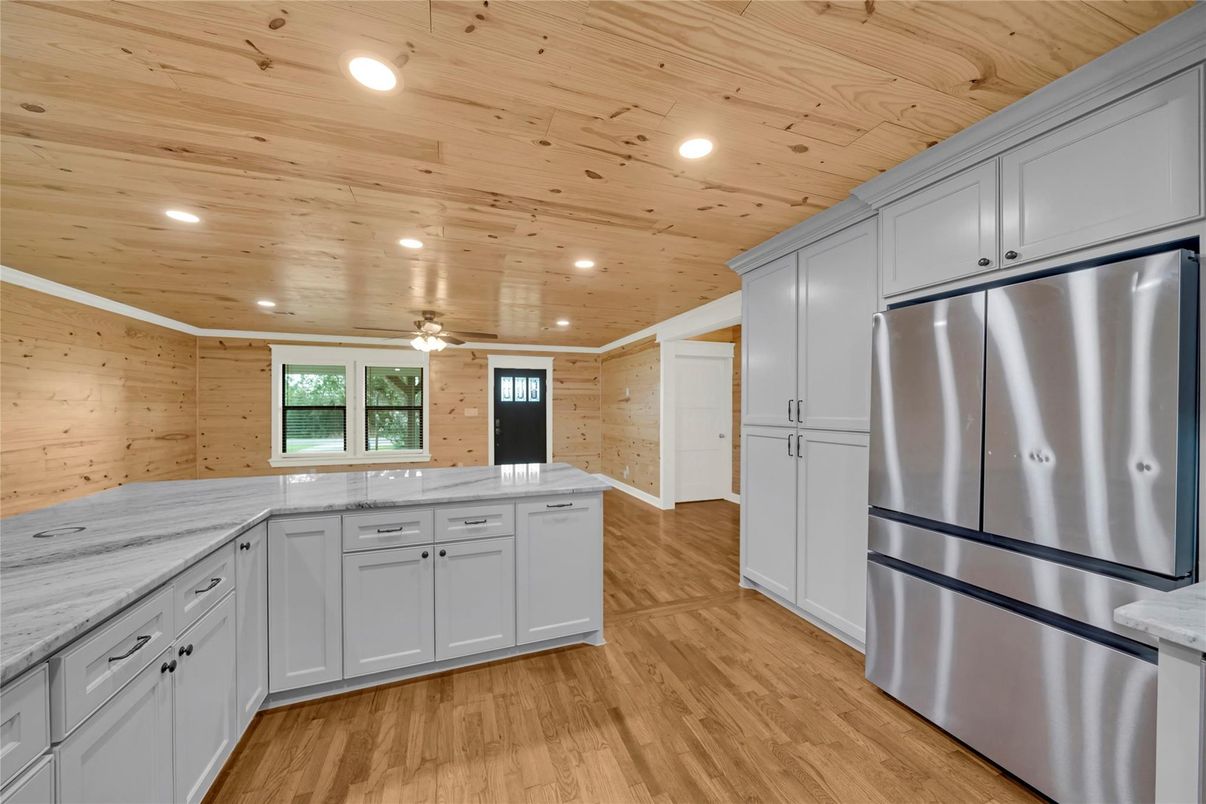 Interior, Kitchen, Recessed Lighting, Wooden Ceilings, Wood Texture Flooring
