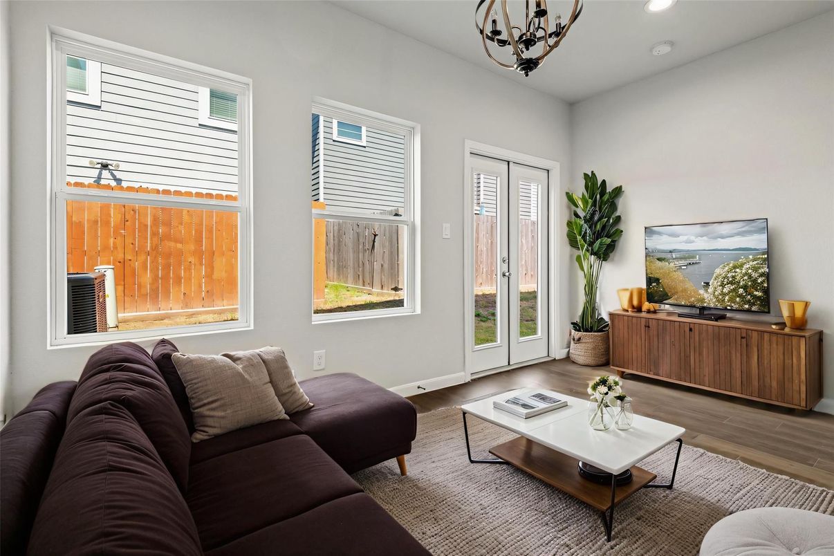 Interior, Living room, Recessed Lighting, Wood Texture Flooring