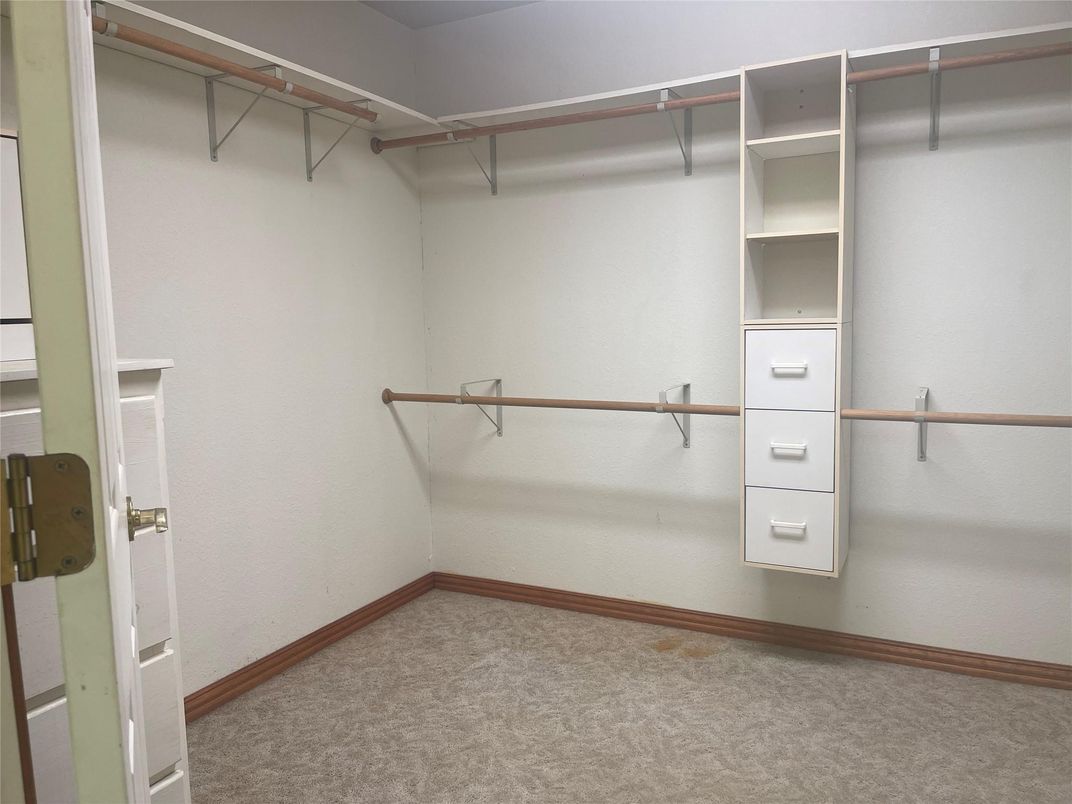 Interior, Walk-in Closets