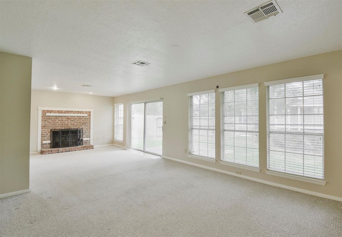 Empty room, Fireplace, Interior, Recessed Lighting