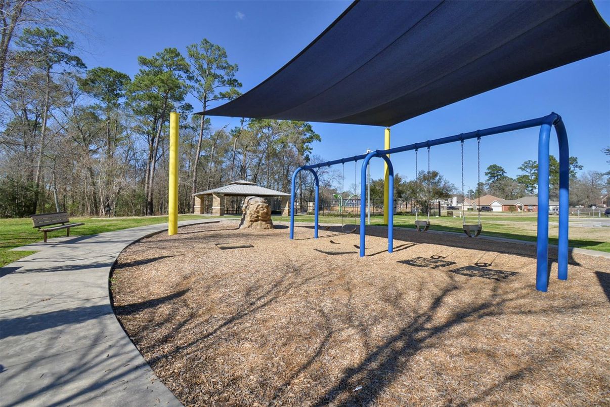Backyard, Exterior, Playground