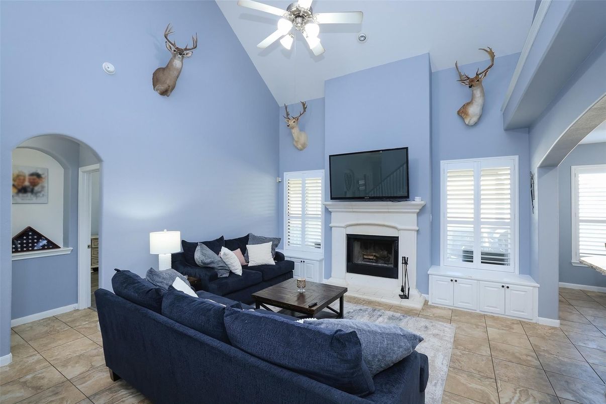 Fireplace, Interior, Living room