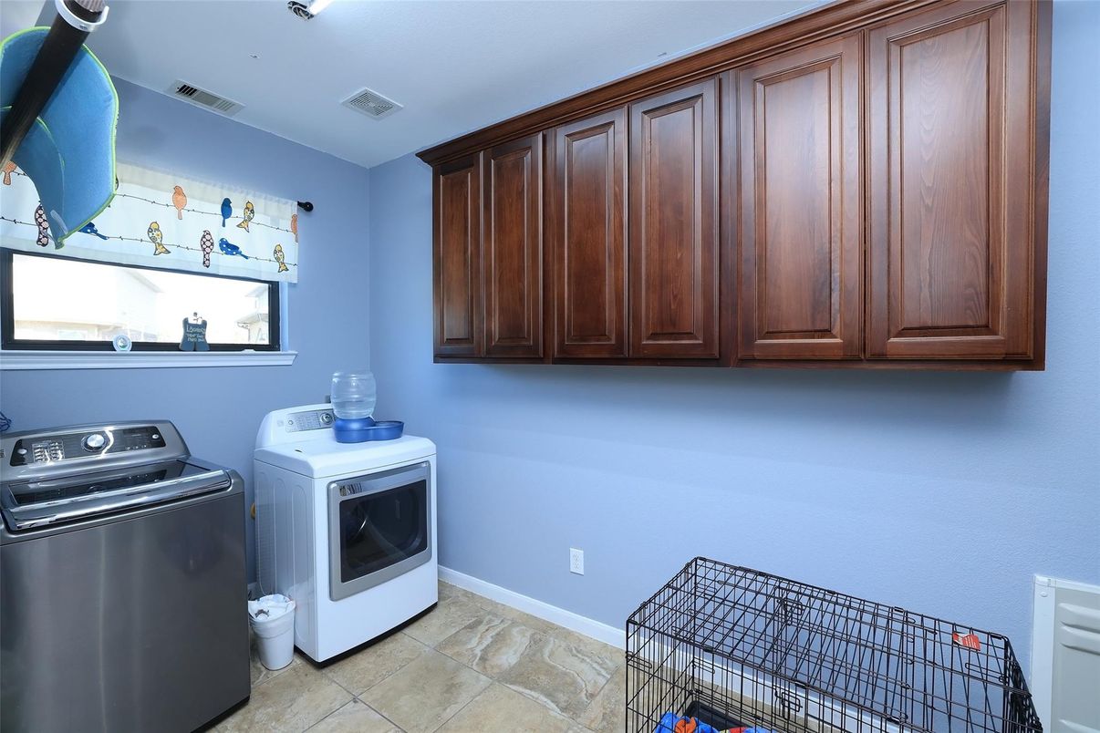 Interior, Washer