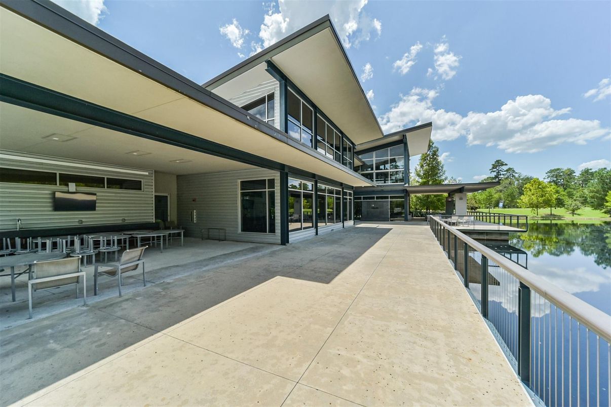 Exterior, Water