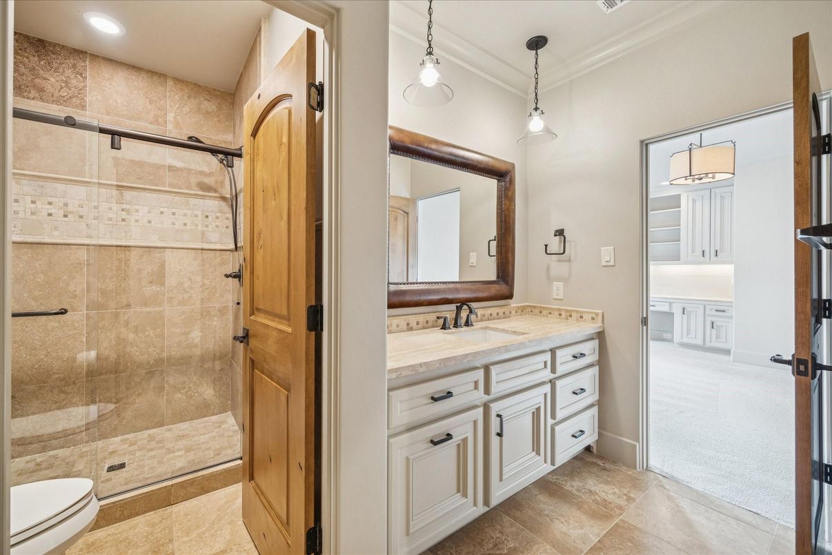 Bathroom, Glass Shower, Interior, Pendant Lights, Recessed Lighting