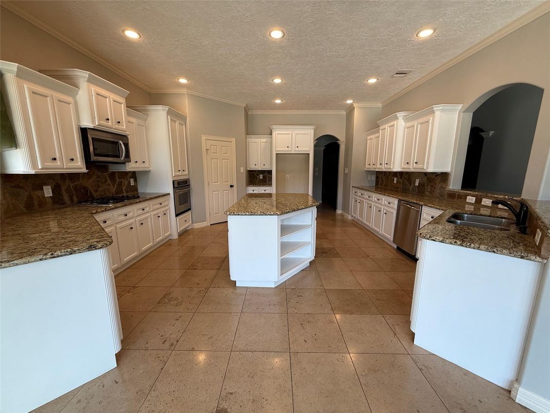 Interior, Kitchen, Recessed Lighting