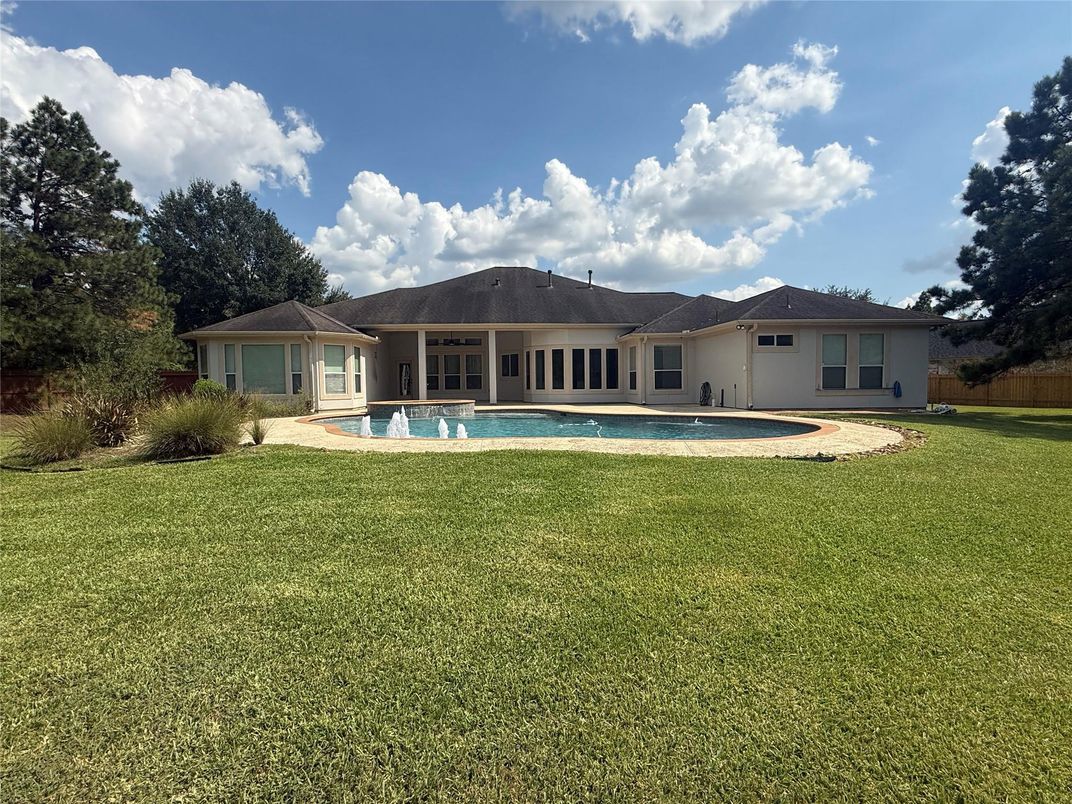 Backyard, Exterior, Pool