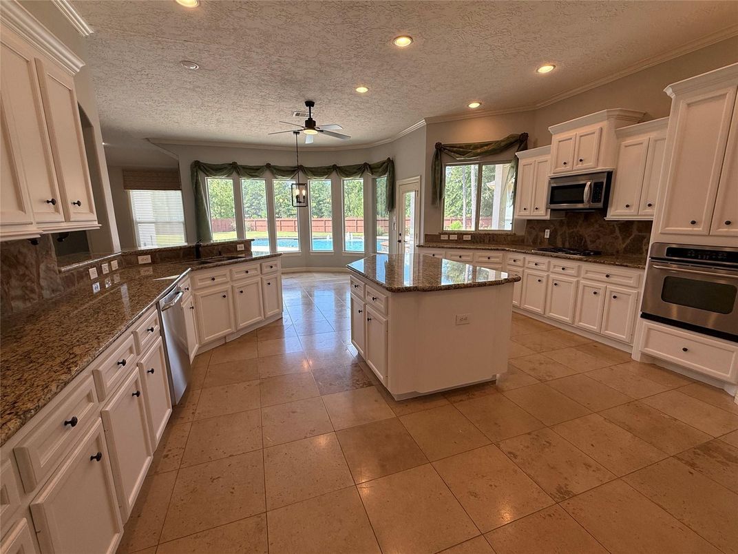 Interior, Kitchen, Recessed Lighting