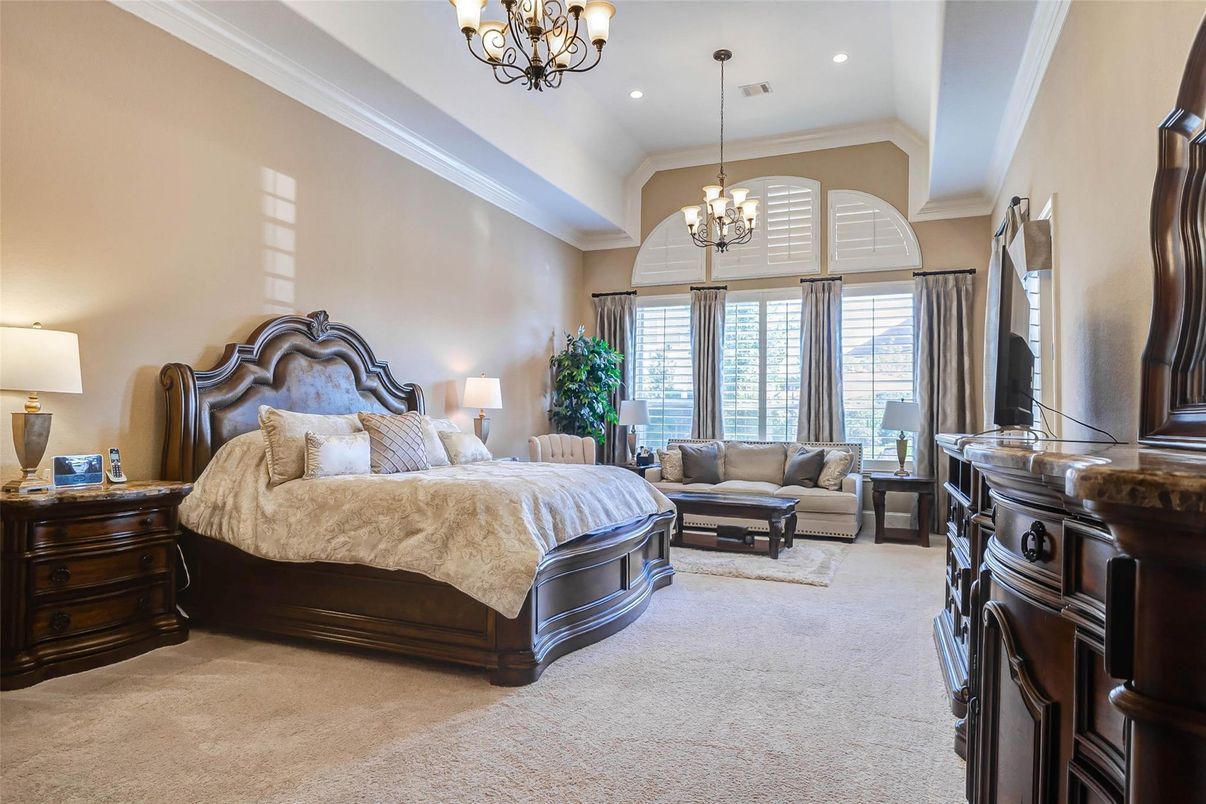 Bedroom, Chandelier, Interior, Recessed Lighting
