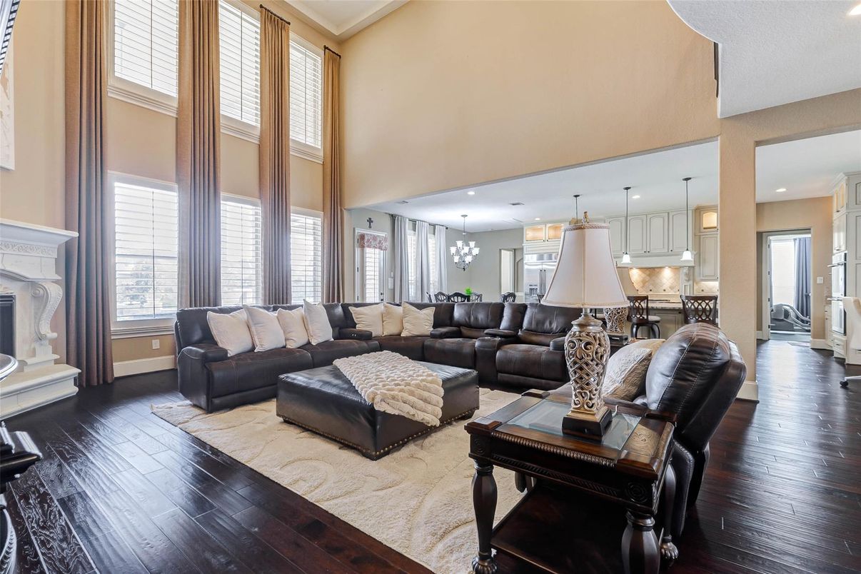 Fireplace, Interior, Kitchen, Living room, Pendant Lights, Recessed Lighting, Wood Texture Flooring